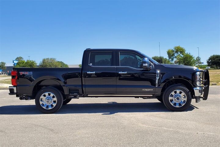 2025 Ford F-250SD Lariat  TX