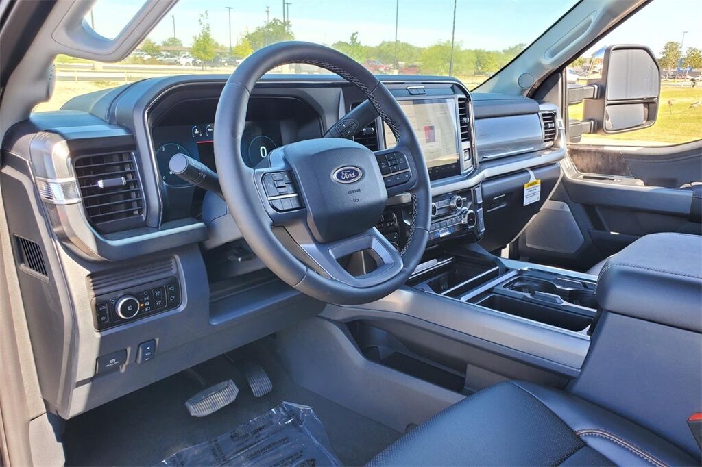 2025 Ford F-250SD Lariat Hondo TX