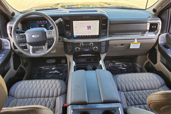 2025 Ford F-250SD Platinum  TX