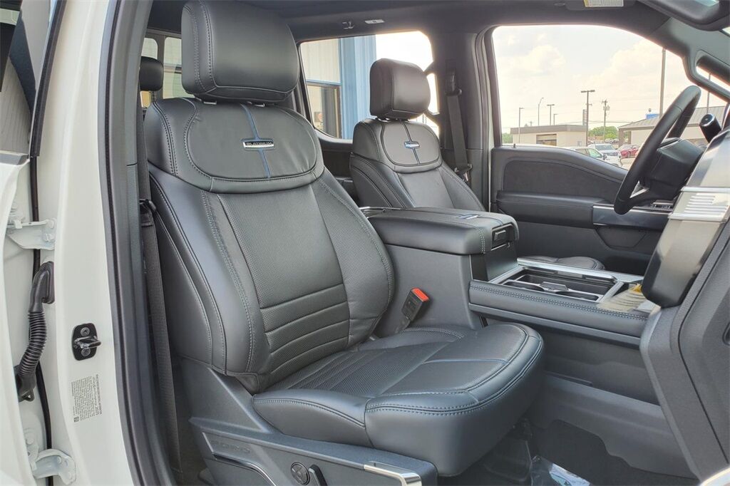 2025 Ford F-250SD Platinum Hondo TX