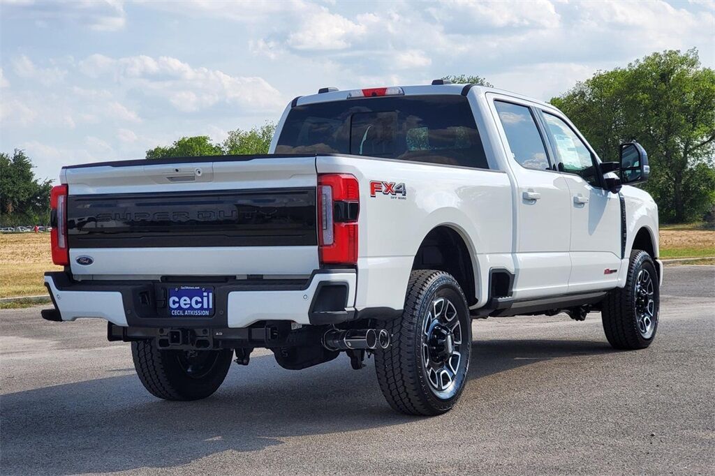 2025 Ford F-250SD Platinum Hondo TX
