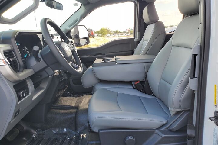 2025 Ford F-250SD XL  TX