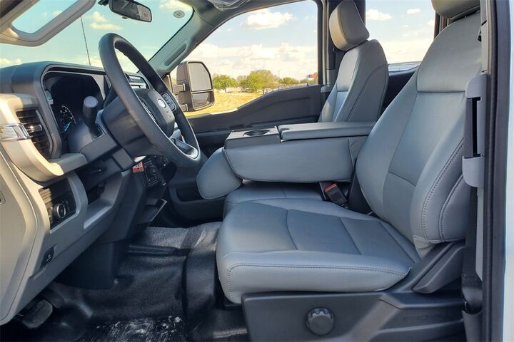 2025 Ford F-250SD XL  TX