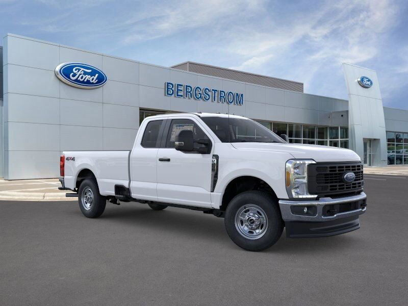 2025 Ford F-250SD XL Green Bay WI