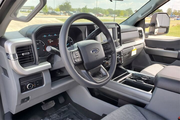 2025 Ford F-250SD XLT  TX
