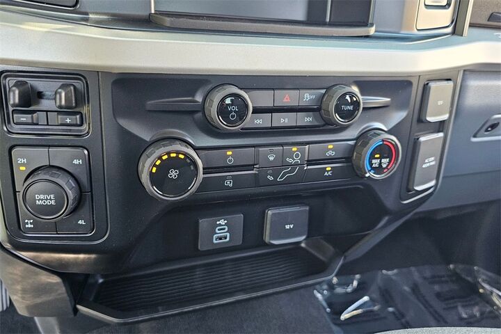 2025 Ford F-250SD XLT  TX