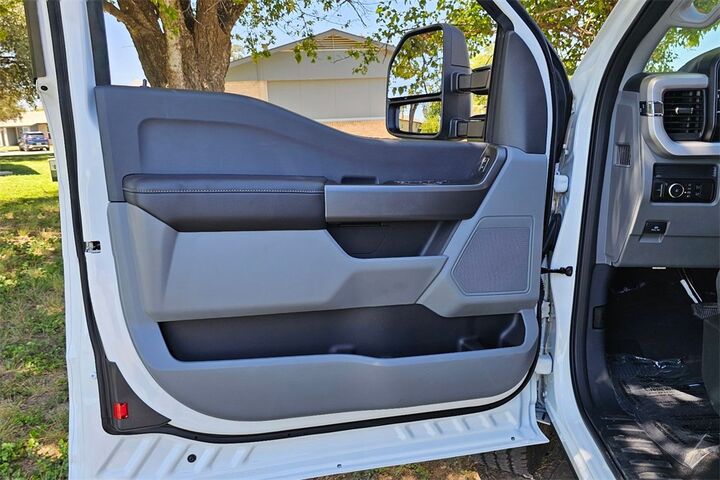 2025 Ford F-250SD XLT  TX