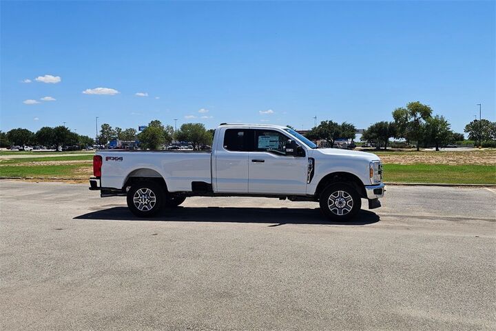 2025 Ford F-250SD XLT  TX