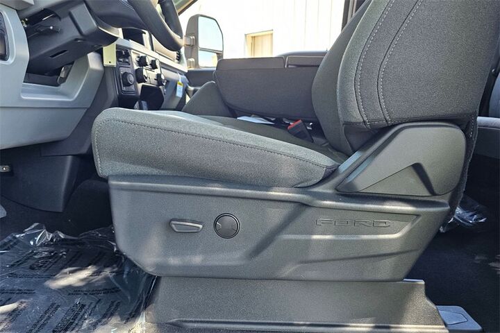 2025 Ford F-250SD XLT  TX