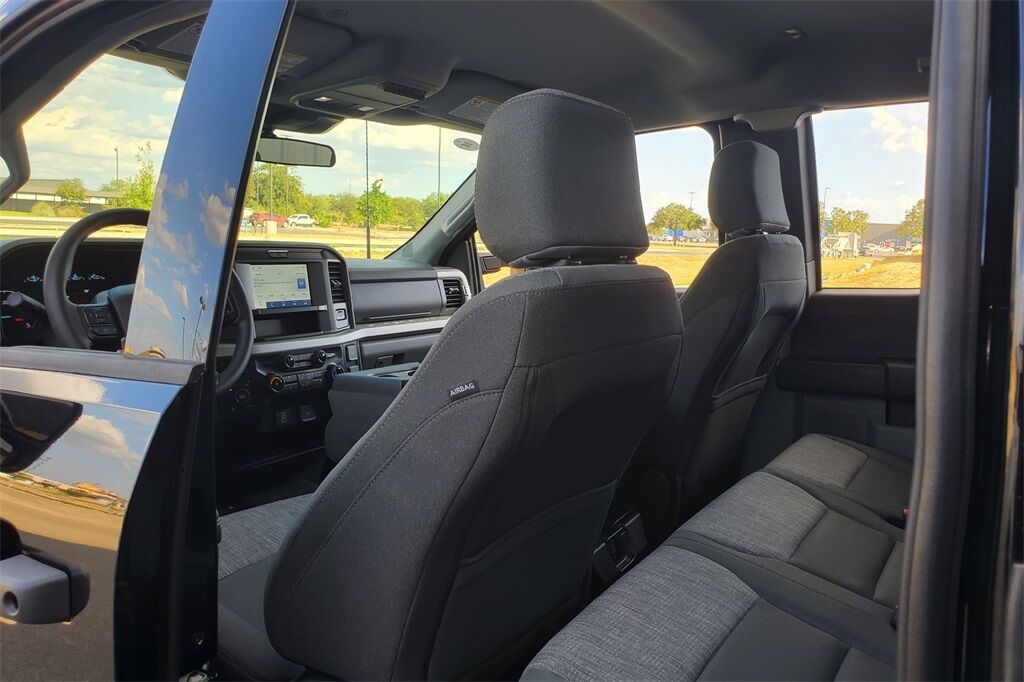 2025 Ford F-250SD XLT Hondo TX