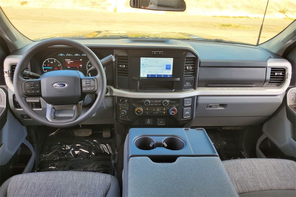 2025 Ford F-250SD XLT Hondo TX