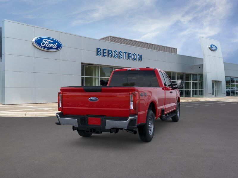2025 Ford F-250SD XLT Green Bay WI