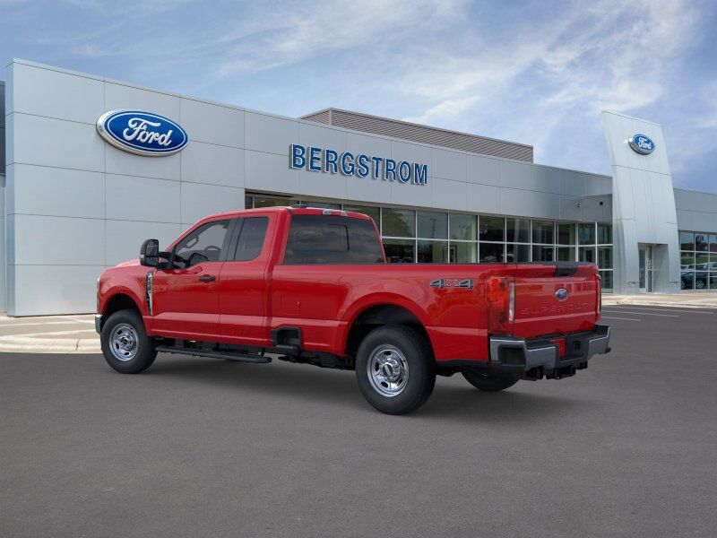 2025 Ford F-250SD XLT Green Bay WI