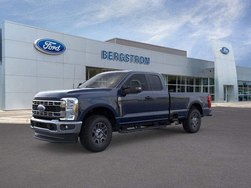 2025 Ford F-250SD XLT Green Bay WI