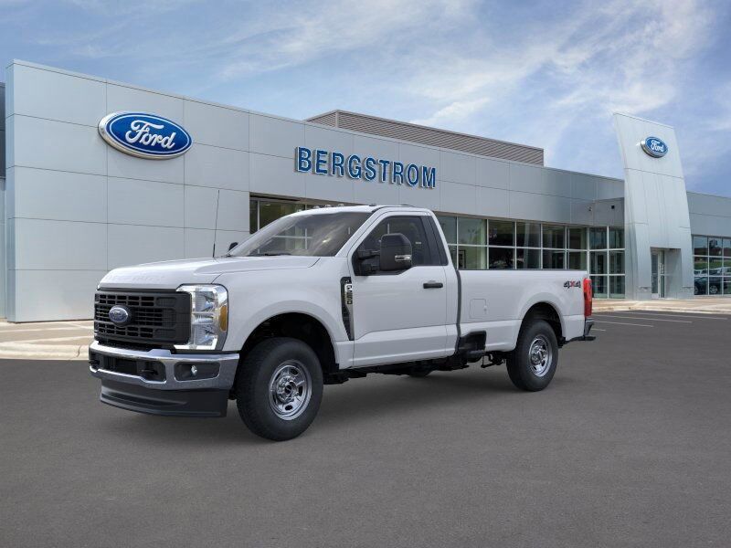 2025 Ford F-250SD XLT Green Bay WI