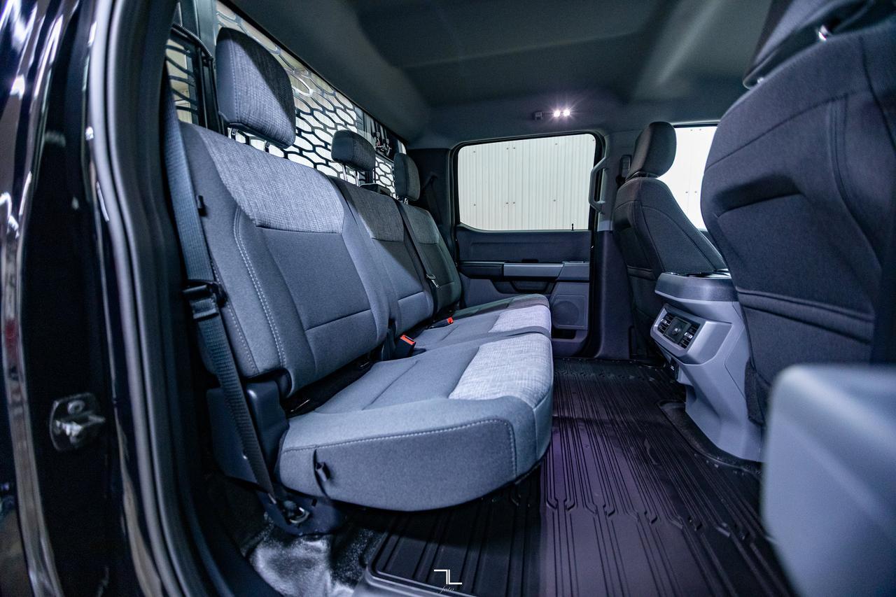 2025 Ford F-350 4x4 Crew Cab XLT Deck PSeat BCam Red Deer AB