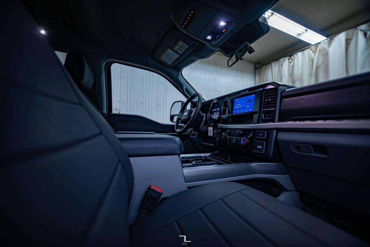 2025 Ford F-350 4x4 Crew Cab XLT Deck PSeat Red Deer AB