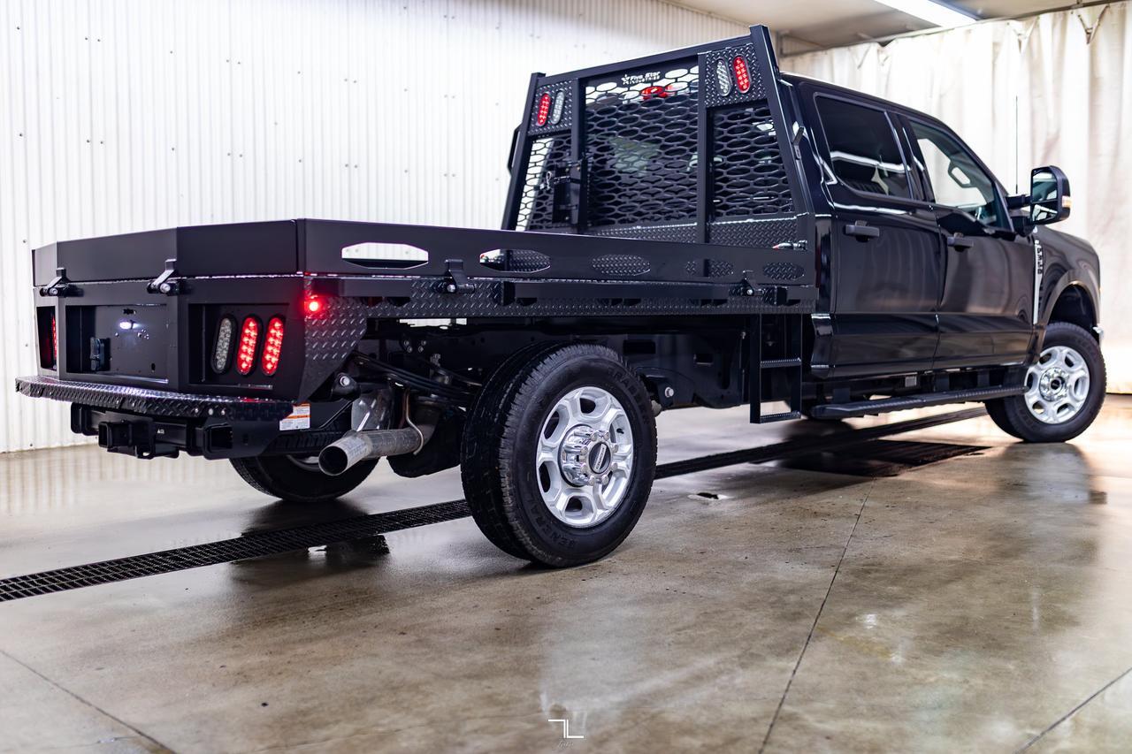 2025 Ford F-350 4x4 Crew Cab XLT Deck PSeat Red Deer AB