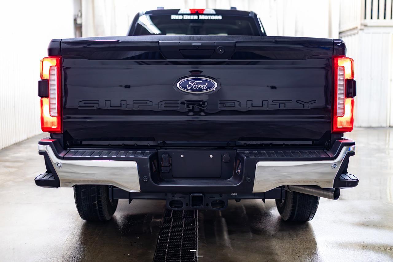 2025 Ford F-350 4x4 Crew Cab XLT Longbox BCam Red Deer AB