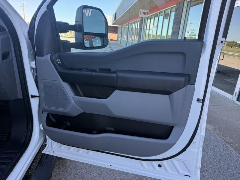 2025 Ford F-350 DRW 4x4 7.3L V8 Flatbed 4k mi's XL Collinsville OK