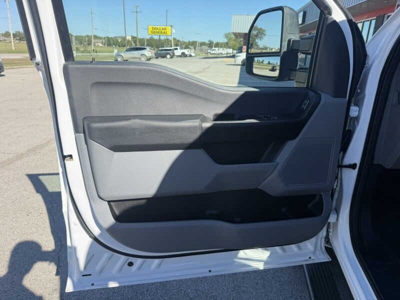 2025 Ford F-350 DRW 4x4 7.3L V8 Flatbed 4k mi's XL Collinsville OK