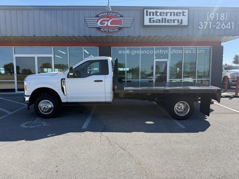 2025 Ford F-350 DRW 4x4 7.3L V8 Flatbed 4k mi's XL Collinsville OK