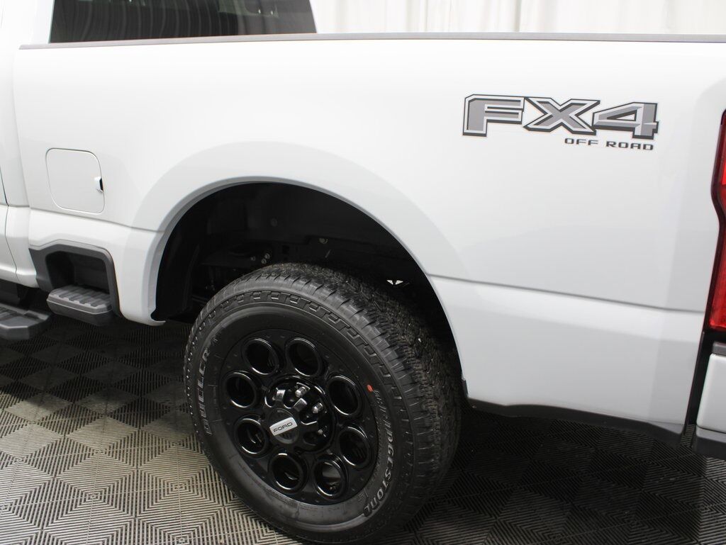 2025 Ford F-350 Super Duty 4x4 Crew Cab Lariat SRW Fond du Lac WI