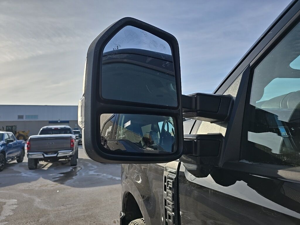 2025 Ford F-350 Super Duty 4x4 Crew Cab Lariat SRW Fond du Lac WI