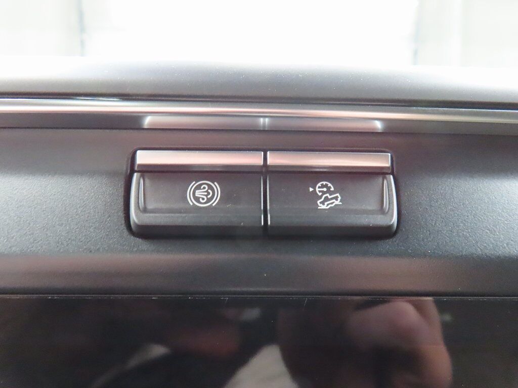 2025 Ford F-350 Super Duty 4x4 Crew Cab Platinum SRW Fond du Lac WI