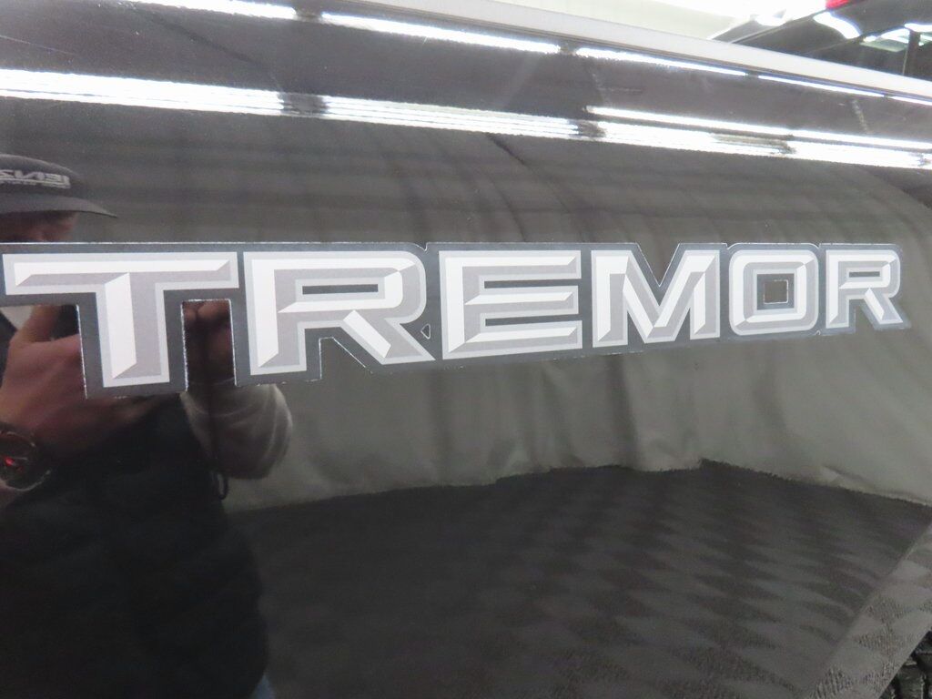 2025 Ford F-350 Super Duty 4x4 Crew Cab Platinum SRW Fond du Lac WI