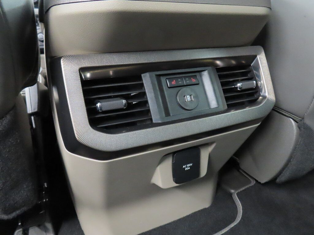 2025 Ford F-350 Super Duty 4x4 Crew Cab Platinum SRW Fond du Lac WI