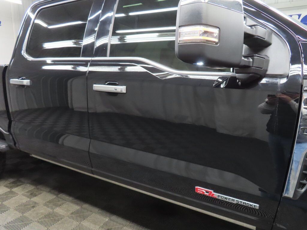 2025 Ford F-350 Super Duty 4x4 Crew Cab Platinum SRW Fond du Lac WI