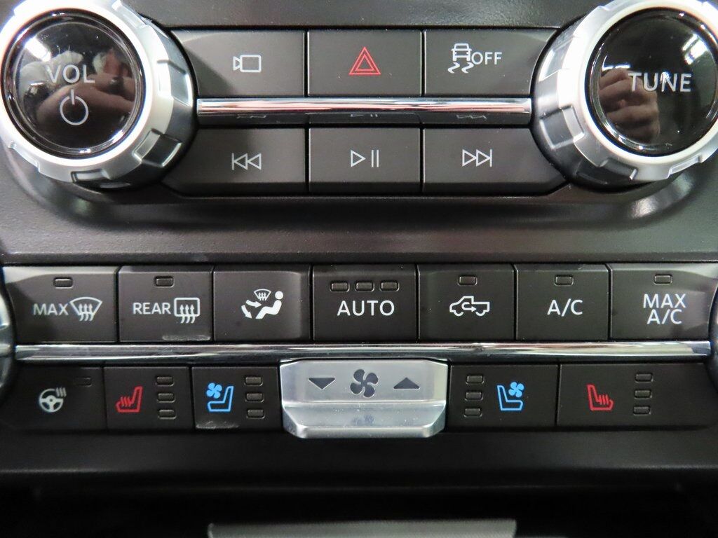 2025 Ford F-350 Super Duty 4x4 Crew Cab Platinum SRW Fond du Lac WI