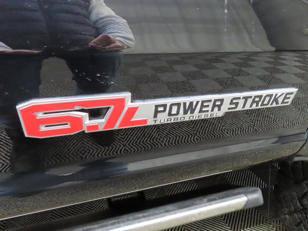 2025 Ford F-350 Super Duty 4x4 Crew Cab Platinum SRW Fond du Lac WI