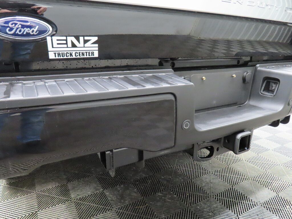 2025 Ford F-350 Super Duty 4x4 Crew Cab Platinum SRW Fond du Lac WI