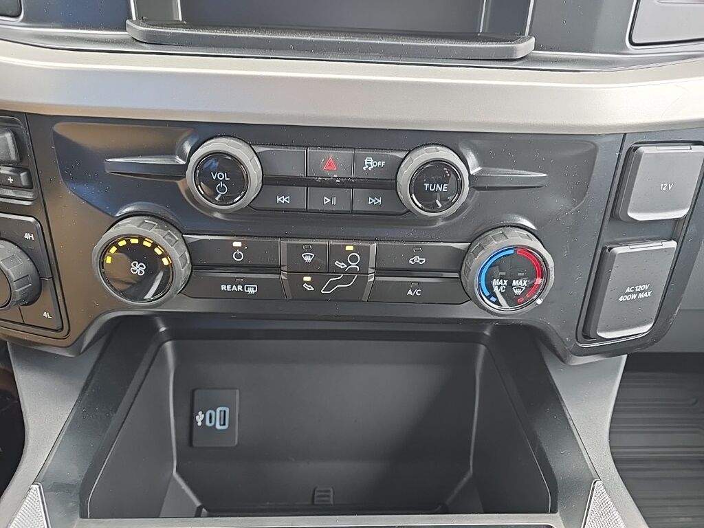 2025 Ford F-350 Super Duty 4x4 Crew Cab XLT SRW Fond du Lac WI