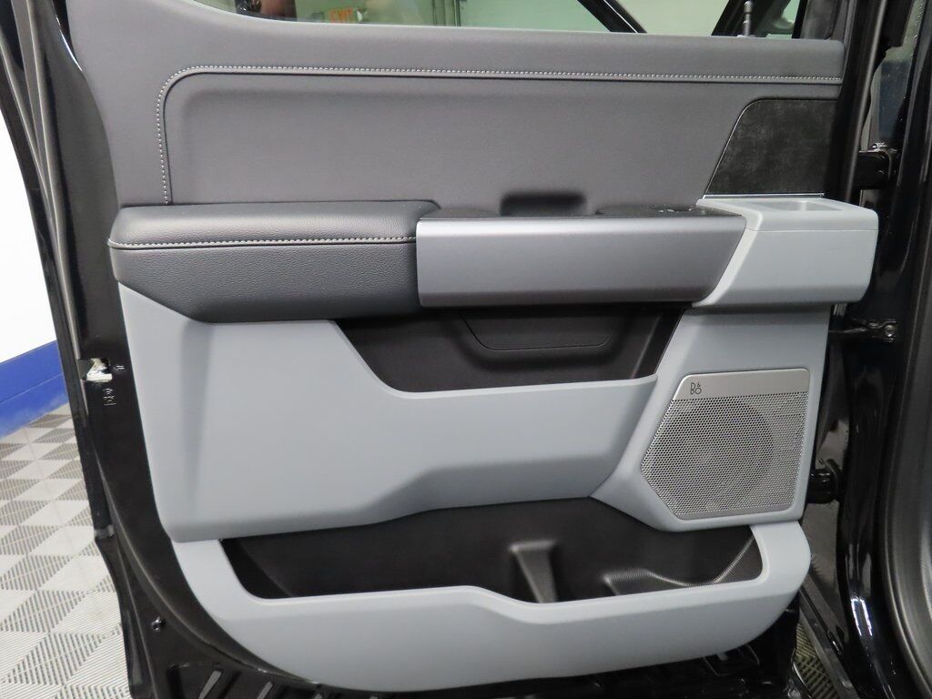 2025 Ford F-350 Super Duty 4x4 Crew Cab XLT SRW Fond du Lac WI