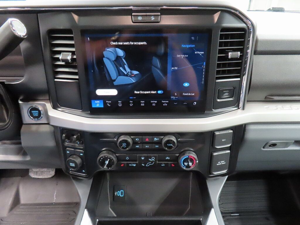 2025 Ford F-350 Super Duty 4x4 Crew Cab XLT SRW Fond du Lac WI