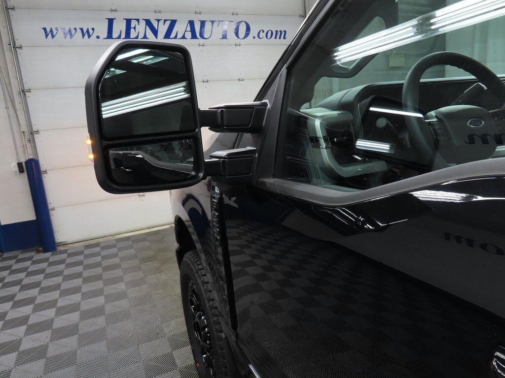 2025 Ford F-350 Super Duty 4x4 Crew Cab XLT SRW Fond du Lac WI