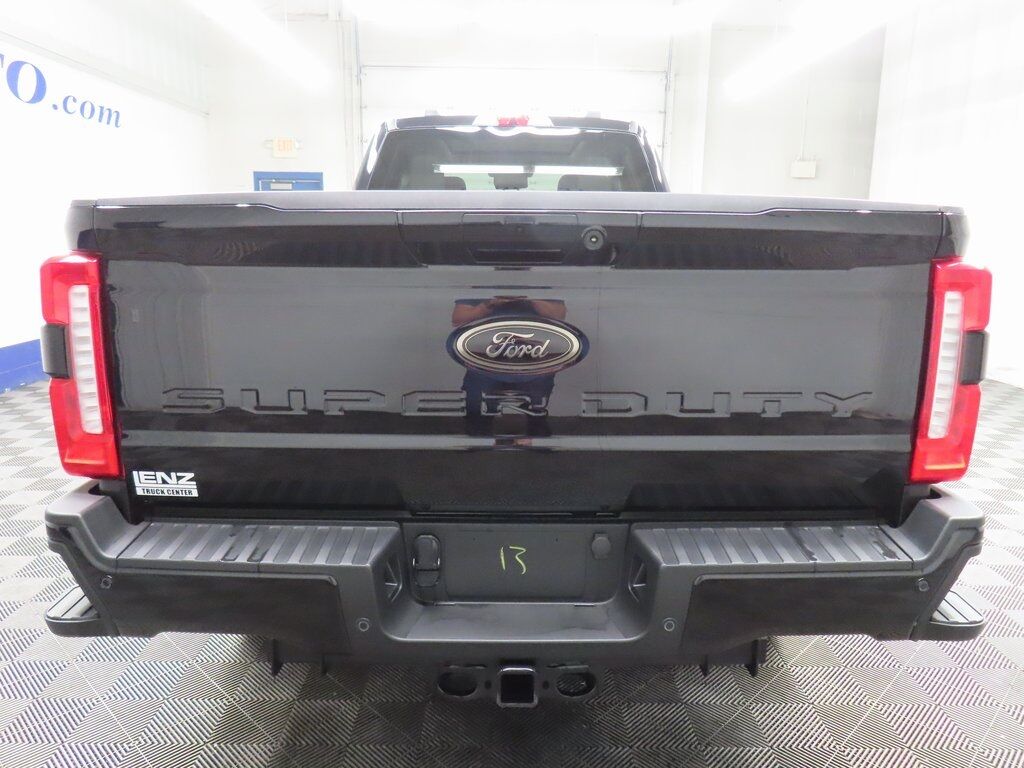 2025 Ford F-350 Super Duty 4x4 Crew Cab XLT SRW Fond du Lac WI