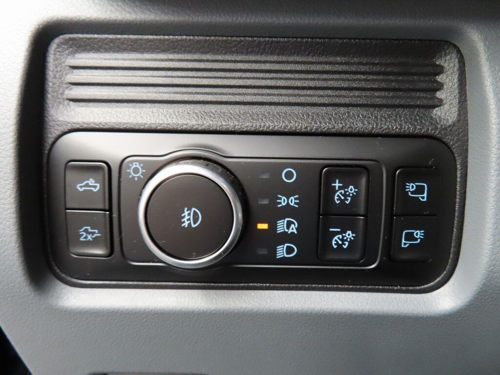 2025 Ford F-350 Super Duty 4x4 Crew Cab XLT SRW Fond du Lac WI