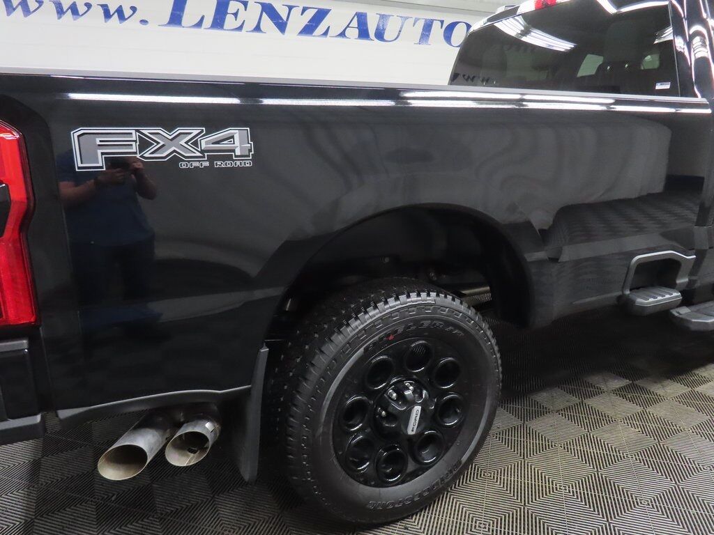 2025 Ford F-350 Super Duty 4x4 Crew Cab XLT SRW Fond du Lac WI
