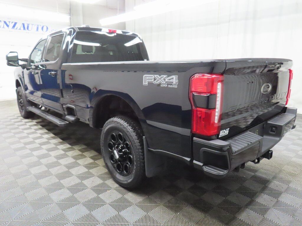 2025 Ford F-350 Super Duty 4x4 Crew Cab XLT SRW Fond du Lac WI