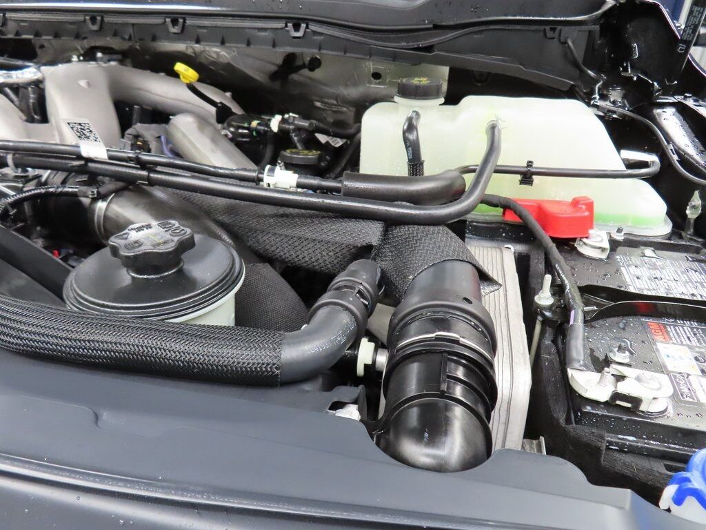 2025 Ford F-350 Super Duty 4x4 Crew Cab XLT SRW Fond du Lac WI