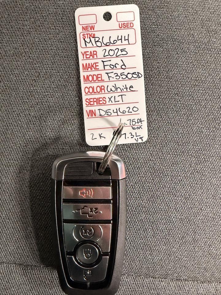 2025 Ford F-350 Super Duty 4x4 Crew Cab XLT SRW Minocqua WI