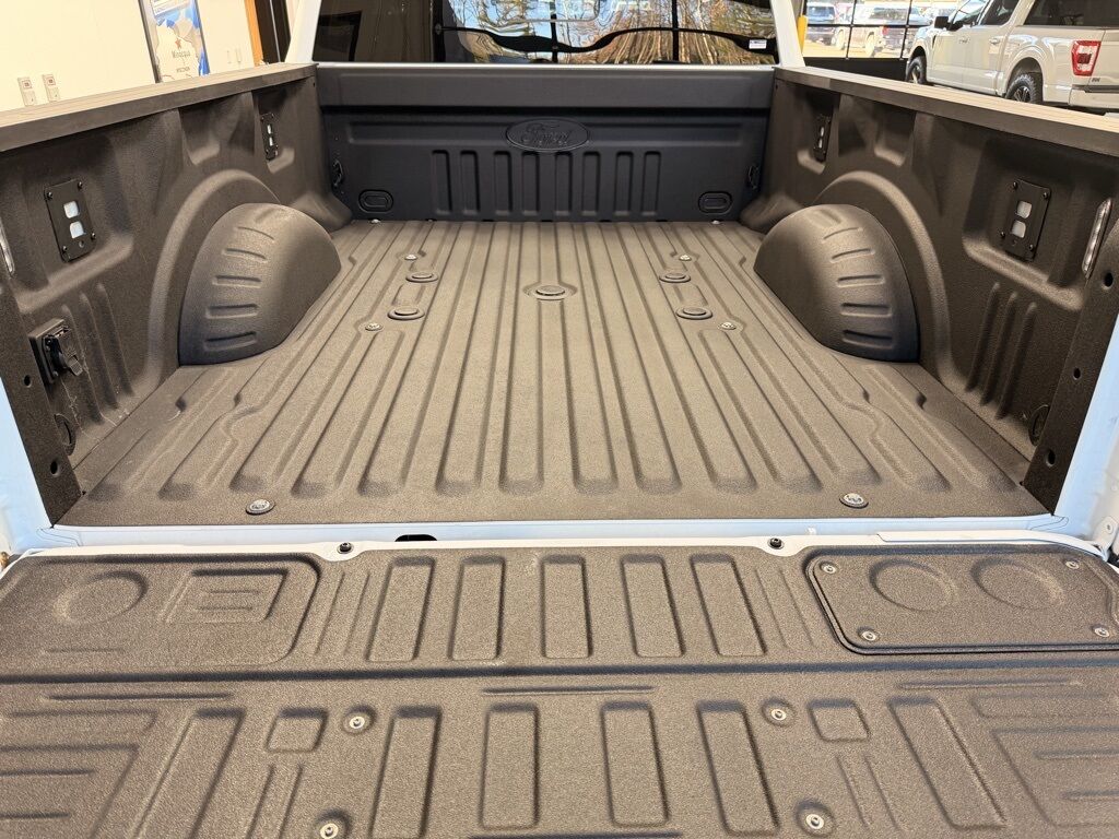 2025 Ford F-350 Super Duty 4x4 Crew Cab XLT SRW Minocqua WI