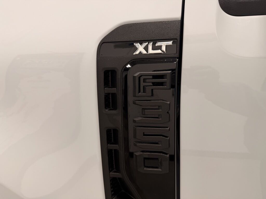 2025 Ford F-350 Super Duty 4x4 Crew Cab XLT SRW Minocqua WI