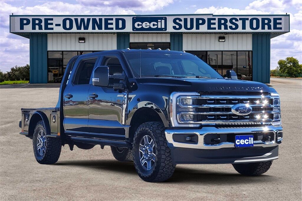 2025 Ford F-350SD Lariat