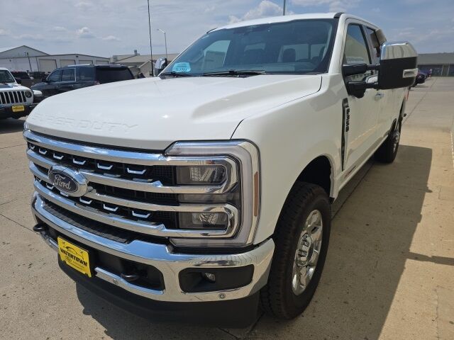 2025 Ford F-350SD Lariat Watertown SD