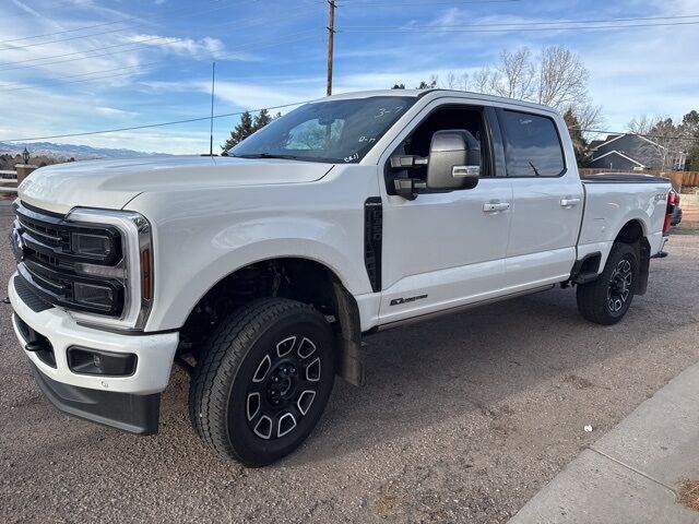 2025 Ford F-350SD Platinum